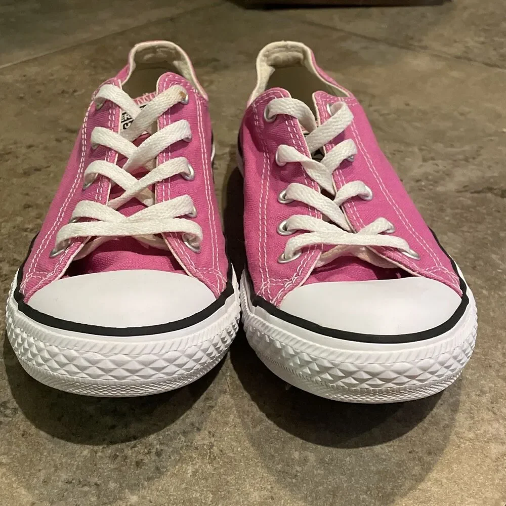 Converse All Star Pink Low Top Sneaker Shoes Unisex Youth Size 3